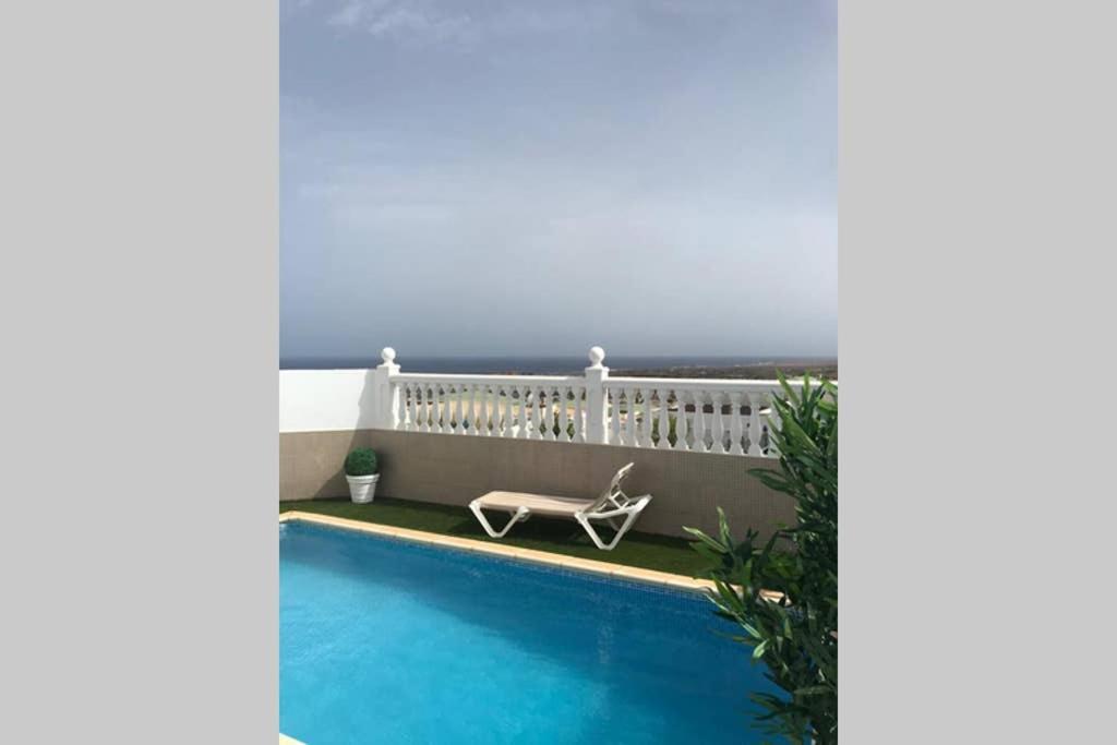 Vv 'valdeconcha', Piscina Climatizada Privada Y Vistas Al Mar Villa *